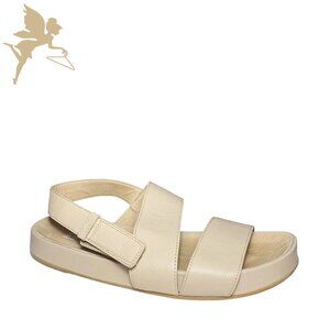 EILEEN FISHER Curve Tumbled Leather Sandal